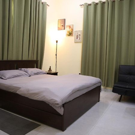 Luxury Private Studio Apartment Close To Airport Abu Dhabi Exterior photo